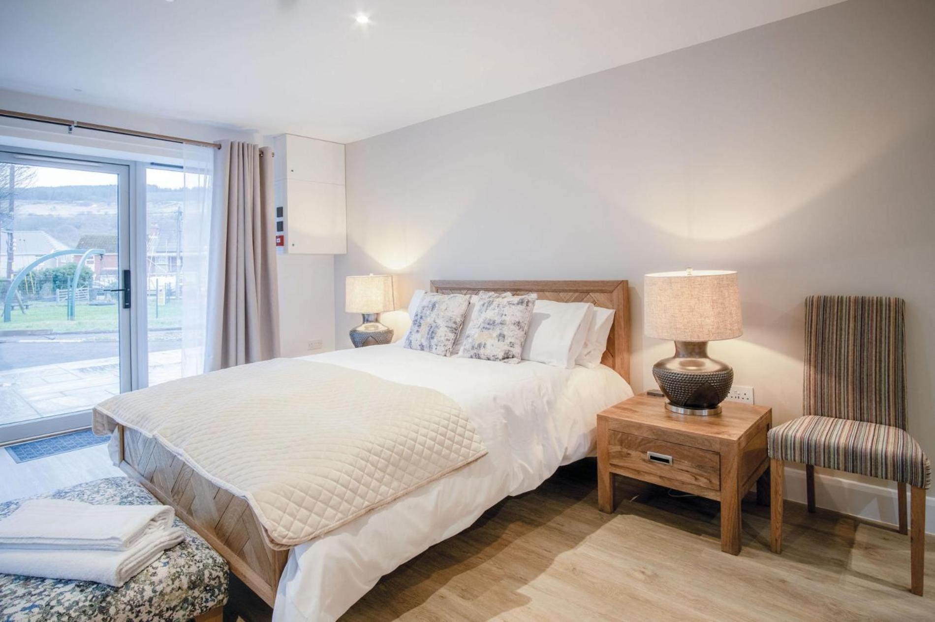 Suite 1 - Sleeping Giant Hotel - Pen Y Cae Inn Brecon Exterior foto